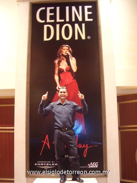 Carlos Galvan en el concierto de Celine Dion en el Caesar Palace de las Vegas! 2005