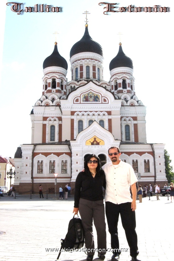 Victor y Matilde Duron en Tallin, Estonia julio 2009.