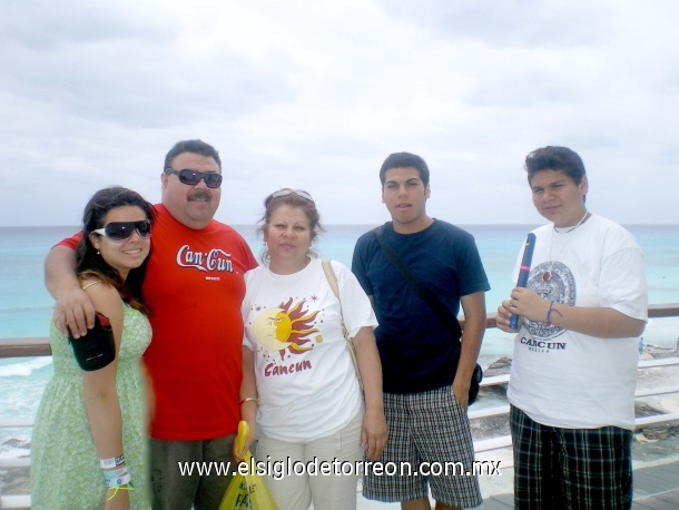 Fam. Garay Noriega en Cancún.