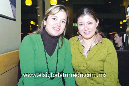 09022009 Alejandra Samaniego y Karime Tello.