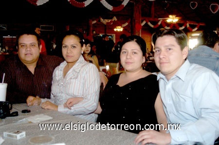 13022009 Ariel Aranda, Berenice Rangel, María Elena Chávez y Marcelo Cocom.