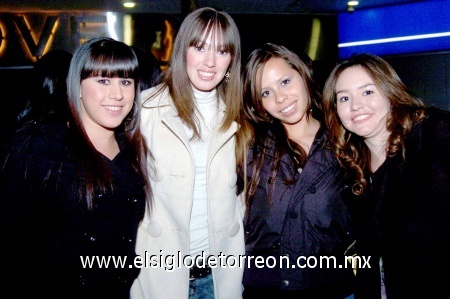 12022009 Paulina Landeros, Lesslie Cano, Ivonne Baños y Claudia de Santiago.