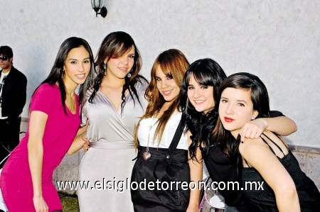 17022009 Daniela Arreola, Macris Zesati, Ilse Esquivel, Samantha Carreón y María Valdez.