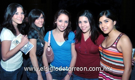 26022009 Dilcia Ramírez, Stephie de Santiago, Pao García, Analy Serna y Melissa Galindo.