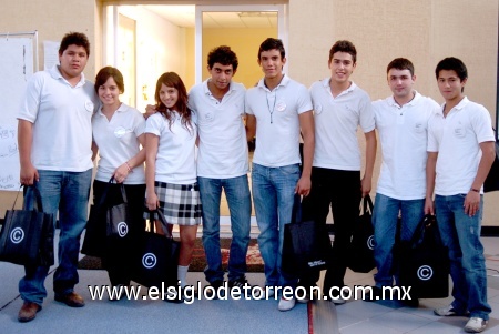 17032009 Estudiantes. Santiago, Melisa, Sofía, Fernando, Joel, Omar, Armando y Eduardo.