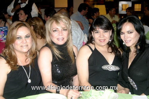 18042009 Triny González, Sandra, Karen y Brenda Monarres.