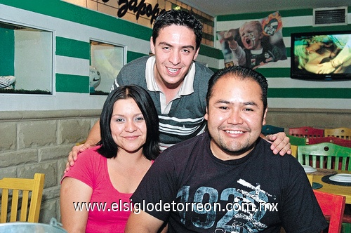 19042009 Maribel Salas, Daniel García y Óscar Araujo.