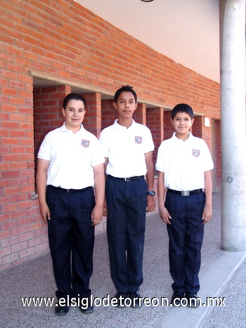 26042009 Jorge Alberto González Villarreal, Raymundo Ventura García y José Manuel Meza Macías participarán en la Etapa Nacional de la Olimpiada del Conocimiento Infantil que se llevará a cabo el próximo 23 de mayo.