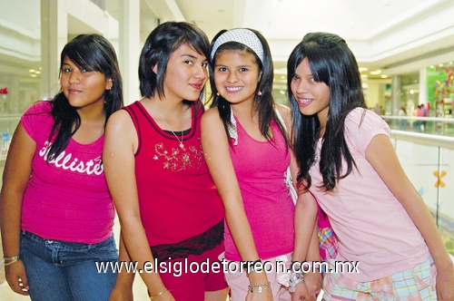 03052009 Ivette Ortega, Valeria Preciado, Aimé Valdez y Diana Reza.