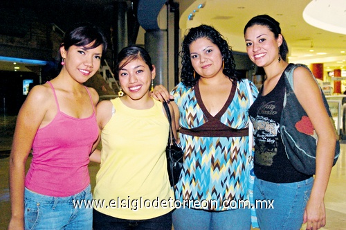 03052009 Idalia Díaz, Shanti Hernández, Halley Rodríguez y Cristina Sida.