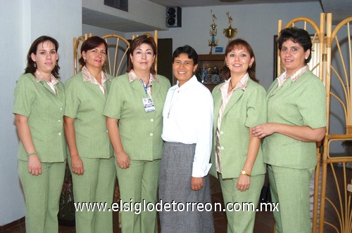 15052009 Alejandra García Alba, Gaby Alcaraz Soto, Aracely Serrato Güereca, Adriana Antuna, Elizabeth de Santiago y Luz María Hernández.