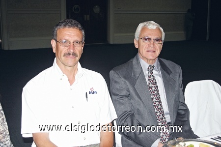 Apolo Flores y José Berlanga.