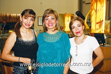 Rocío Jaidar, Nury de Ramos y Coco Anchondo.