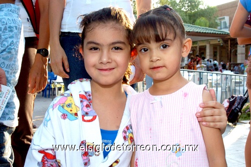 17052009 Silvana Gómez y Cecy Duarte disfrutaron de un día en el Club San Isidro.