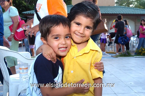 17052009 Santiago Fraire y Ángel Siller, muy sonrientes.