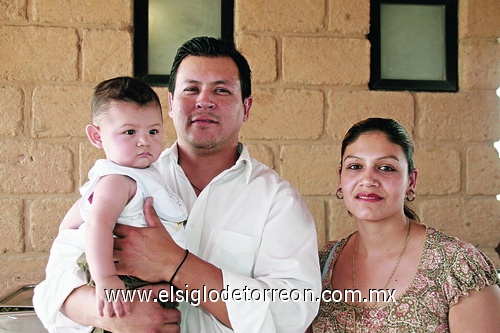 17052009 Adalicia Ramírez Carreón y Andrés Solís Valdés.