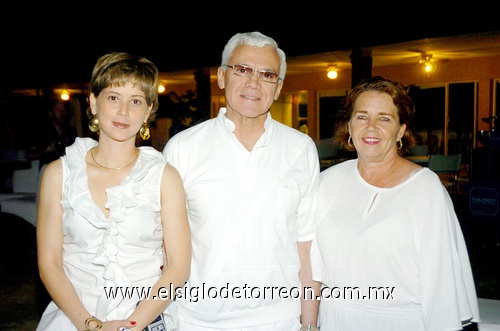 24052009 Unidos por una causa. Bety González, Apolo Flores y Susana Dingler.