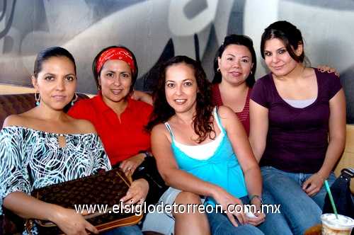 31052009 Janneth Casas, Penélope Adriano, Patricia y Karla Valenzuela, y Marcela Rodríguez.