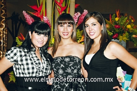 DESPIDEN A SU AMIGA AlejandraGutiérrez,Michelle Jardón y AleCabral, en la merienda de Samantha Diez Borrego.