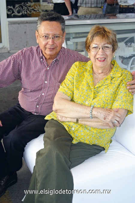 Carlos y Carolina de Obregón.