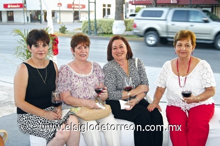 Sandra Fausto,Martha Aguirre, Lupita Chávez y Hortencia Aguirre.