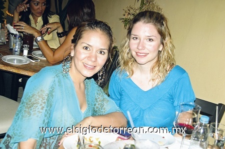 Mónica Sánchez y GabrielaMoreno.