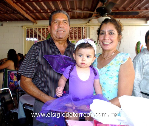 22082009 Niño Jesús Alejandro Armijo Ramos, celebrando sus ocho añitos de vida con una divertida piñata, el pasado 11 de agosto del presente año.