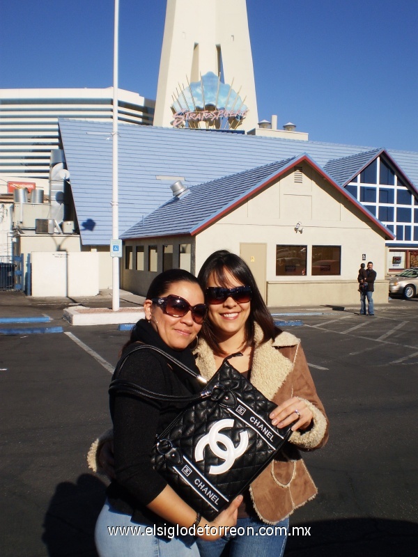 Liz y Brenda en Vegas Nv.