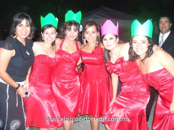 EN BODA DE ILIANA GARZA