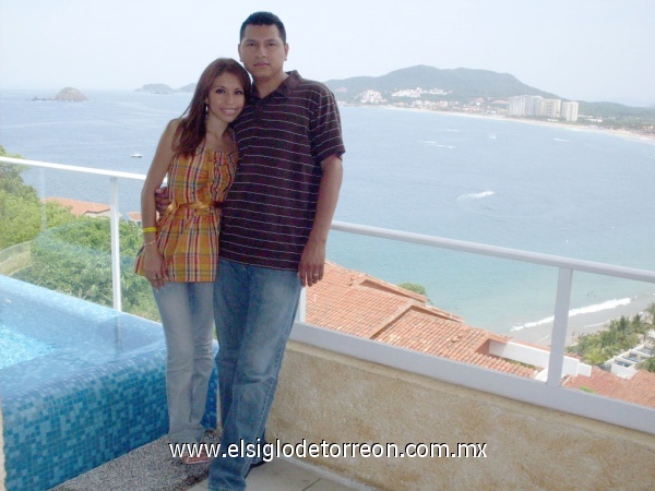 En nuestra luna de miel en Ixtapa Zihuatanejo. Ivon y Efrain. 1 de Agosto del 2009