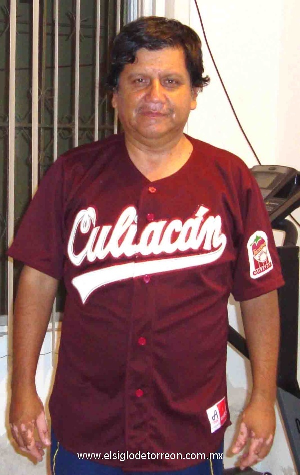 Jaime Charur Rios, es una foto mia con el uniforme de culiacan, Soy de FCO.I.MADERO, COAH