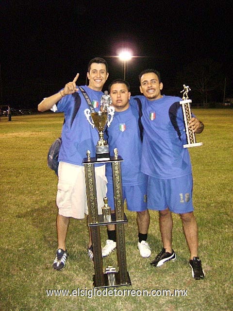 Saludos a los torreonenses desde Chicago. Verano del 2008.