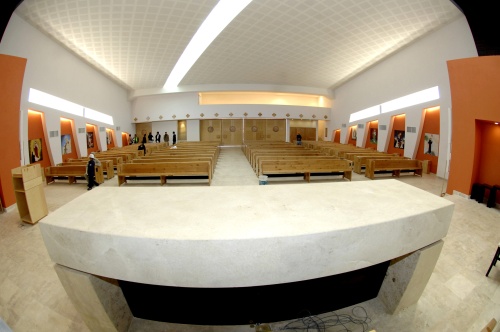 La iglesia con capacidad para 300 fieles y que fue construida con una considerable suma económica, tendrá su apertura precisamente en el Día de Todos los Santos.