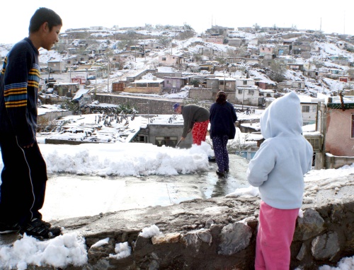 En 40 municipios del estado de Chihauhua las temperaturas se encuentran debajo de los ceros grados centígrados, Juárez tiene menos dos, El poblado de El Vergel, en el municipio de Balleza menos 8 grados centígrados.