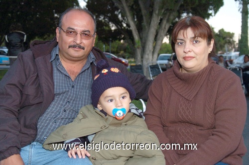 06122009 Humberto Rodríguez, Joel Rodríguez Pérez y Alicia Pérez de Rodríguez.