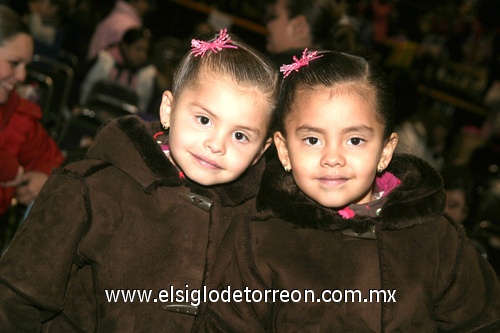 14122009 Juliana y Luciana Rodríguez.