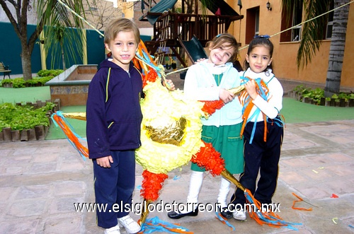 20122009 Alexis, Jimena y Martina.