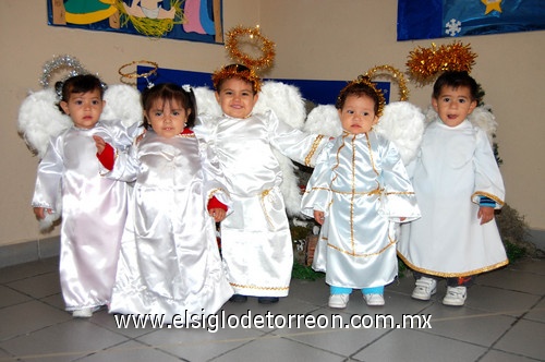 31122009 Pequeños de una estancia infantil en su posada.