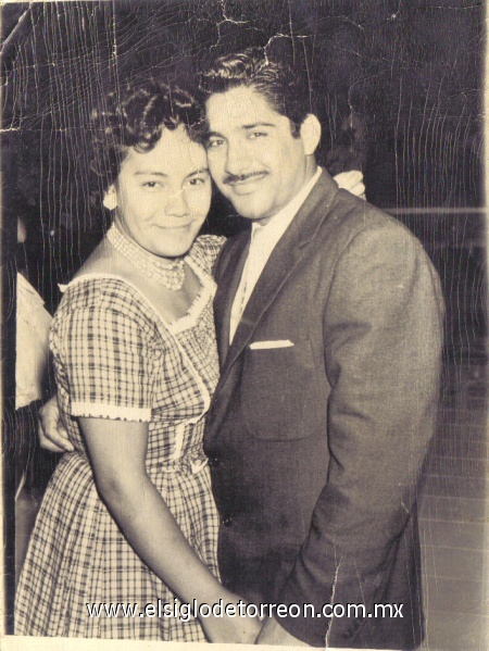 Arnoldo y Ma. Guadalupe Ayala