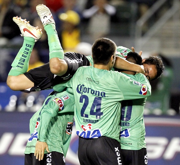 Con este triunfo, el técnico argentino Rubén Omar Romano pone fin a una racha de 24 partidos sin ganar a equipos mexicanos.