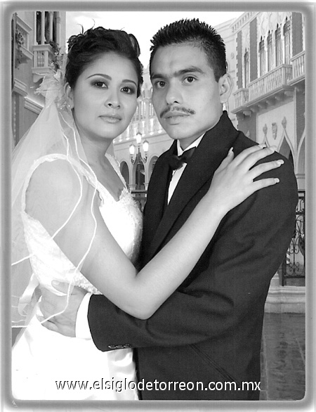 Enlace matrimonial de el ing. Jose Luis Torres y c.p. Maria Eugenia en la parroquia de nuestra sra de Guadalupe reina de america 17 de octubre de 2009