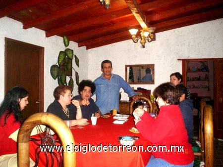 Navidad 2009 en Almoloya de Alquisiras. Edo. de México Familías Valenzuela Saucedo, Martínez Valenzuela y Romero Valenzuela