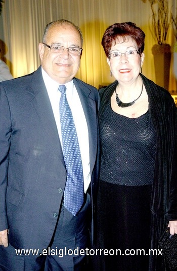 21032010 Ismael Arrambide y María Eugenia de Arrambide.