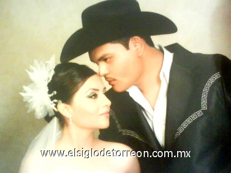 31 julio 2009 Torreón Coah, el día de nuestra boda Alfredo Zubia y Frida macias enviada por Frida Eunice.