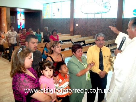 La familia crecio enviada por Familia Rodríguez Santana.