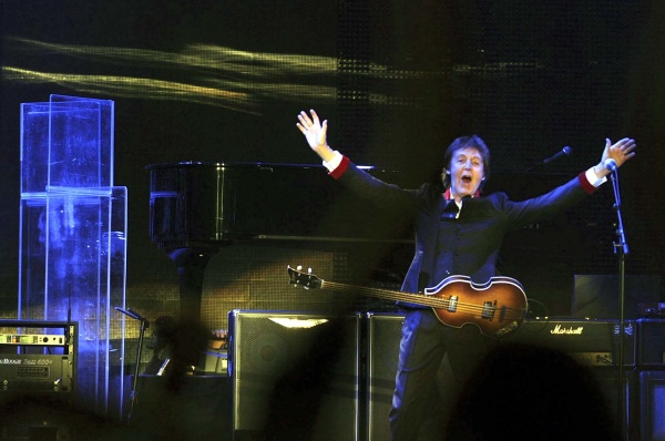 Sir McCartney interpretó un total de 43 canciones.