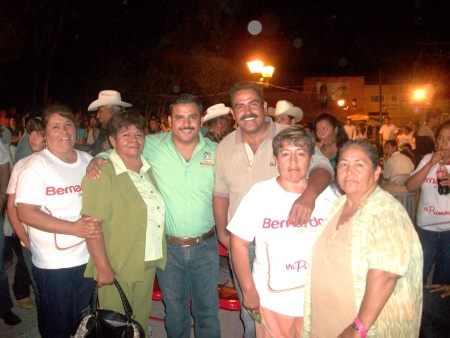 Apoyando al próximo Presidente de Mapimí, Durango.