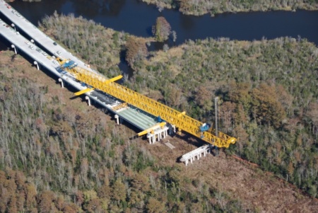 Construcción de puente en NC.