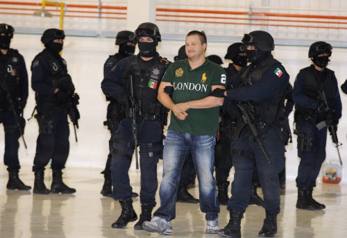 Sobre el operativo en el que fue detenido, Rosas Rosas explicó que reportes de inteligencia permitieron establecer que se encontraba refugiado en una casa de seguridad del estado de México