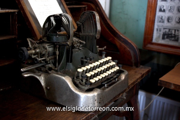 El museo de la revolución alberga distintas antigüedades de la revolución mexicana.